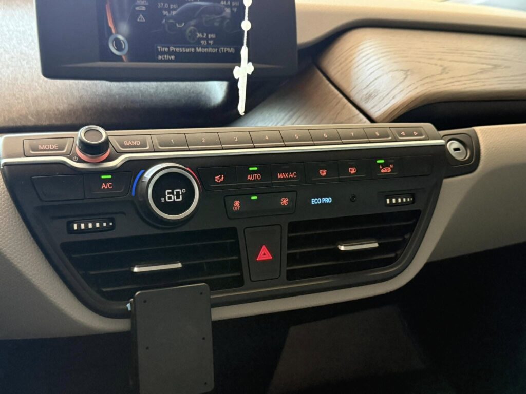 BMW i3 air conditioning compressor